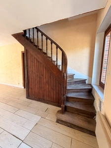 EN EXCLUSIVITE ! Authentique bâtisse en pierre 93m², sur près d'un hectare de terrain bordé par la rivière 79 900 €
