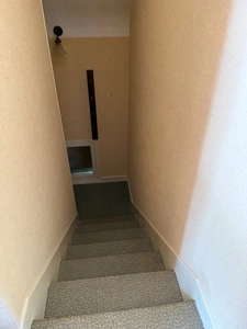 Pavillon sur sous sol, 118m², 3 chambres avec véranda sur 2721m² de terrain 128 000 €