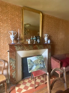 Demeure de 284m², 11 pièces, 7 chambres avec 600m² de dépendances, terrain de 2200m² 211 000 €