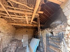 Ensemble de 2 maisons à restaurer + grange 26 500 €