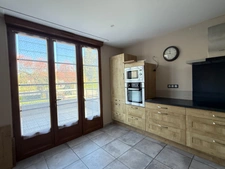 EN EXCLUSIVITE Pavillon de 146m², sur sous sol, 4 chambres sur terrain de 6232m² 178 000 €