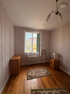 EN EXCLUSIVITE ! Pavillon de 95m² surélevé sur sous sol, rénové, sur terrain de 562m² 117 500 €
