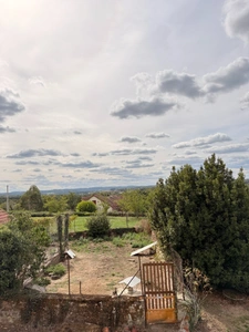 EN EXCLUSIVITE ! Propriété 2 maisons + dépendances sur 4700 m2 de terrain (ou 1ha8 si nécessaire) 88 000 €