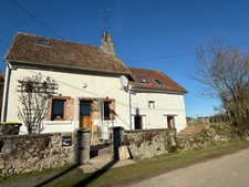 EN EXCLUSIVITE ! Maison en pierre, 88m², 2 chambres, sur 975m² de terrain 84 990 €