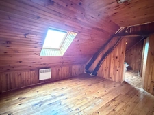 Ensemble de 2 maisons mitoyennes en pierre 209m² + grange, terrain 2000m² 79 500 €