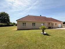 Pavillon de plain pied 136m², de 2012, 5 chambres, sur terrain de 1719m² 229 000 €