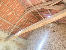 EN EXCLUSIVITE ! Corps de ferme avec maison d'habitation de 89m² sur terrain de 2hectares 2188m² 125 000 €