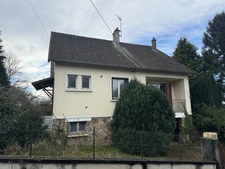 Pavillon de 117m² sur sous sol, 3 chambres avec possibilité d'agrandissement, terrain de 1733m2 109 500 €