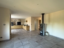 EN EXCLUSIVITE Pavillon de 146m², sur sous sol, 4 chambres sur terrain de 6232m² 178 000 €