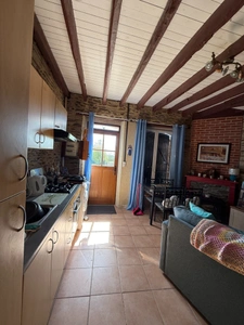  Manoir de 170m² avec son annexe de 50m² et ses dépendances sur terrain de 3 423m² 244 000 €