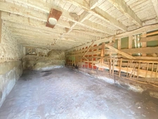 EN EXCLUSIVITE ! Corps de ferme avec maison d'habitation de 89m² sur terrain de 2hectares 2188m² 125 000 €