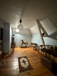  Manoir de 170m² avec son annexe de 50m² et ses dépendances sur terrain de 3 423m² 244 000 €