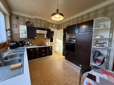 Maison en pierre 158m², 5 chambres, avec garage sur parc arboré de 5193m² 249 000 €