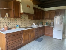 Maison en pierre, 167m², avec grange sur 730m² de terrain 112 000 €