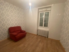 EN EXCLUSIVITE ! Maison de village, 204m2, 3 chambres, garage sur terrain de 1090m² 118 000 €