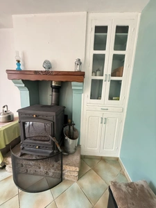  Longère en pierre 90m², sur terrain de 2379m² 69 990 €