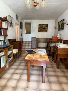 Maison de 160m², 3 chambres, avec garage et jardin indépendant de 443m² 49 990 €