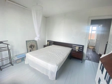 EN EXCLUSIVITE ! Maison de ville de caractère, 248m², 6 chambres, avec cour 153 500 €