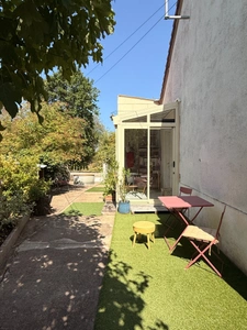 EN EXCLUSIVITE ! Maison en pierre 54m², 2 chambres sur 593m² de terrain + Terrain indépendant de 1420m² 66 500 €