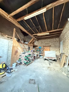 EN EXCLUSIVITE ! Maison de village, 204m2, 3 chambres, garage sur terrain de 1090m² 118 000 €