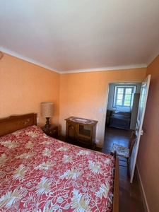 Maison en pierre de 126m², 4 chambres, avec grange 65 000 €
