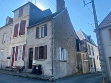 Maison de ville en pierre à rénover, 54m², 19 500 €