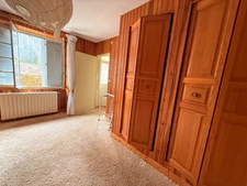 EN EXCLUSIVITE ! Propriété 2 maisons + dépendances sur 4700 m2 de terrain (ou 1ha8 si nécessaire) 88 000 €