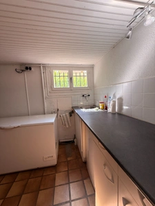 Pavillon sur sous sol de 170m², 5 chambres, piscine sur terrain de 2000m² 197 000 €