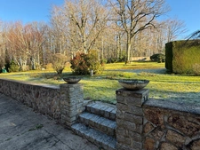 Maison en pierre 158m², 5 chambres, avec garage sur parc arboré de 5193m² 249 000 €