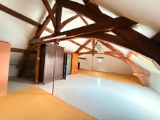 Propriété de caractère 284m² habitable, 5 chambres, annexe + grange sur terrain de 6885m² 197 000 €