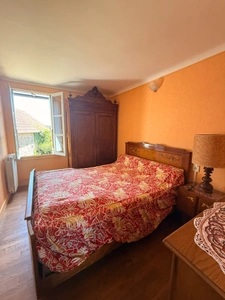 Maison en pierre de 126m², 4 chambres, avec grange 65 000 €