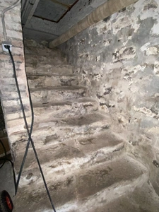 EN EXCLUSIVITE ! Maison de village, 204m2, 3 chambres, garage sur terrain de 1090m² 118 000 €