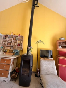 EN EXCLUSIVITE ! Maison en pierre 54m², 2 chambres sur 593m² de terrain + Terrain indépendant de 1420m² 66 500 €