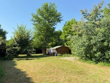Habitations de loisirs mobil home et chalet sur terrain de 1080m² 29 500€