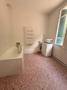 EN EXCLUSIVITE ! Charmante maison de plain pied 97m², 3 chambres, sur 1,2ha de terrain 107 000 €