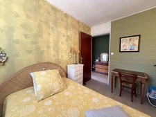 EN EXCLUSIVITE ! Maison en pierre 54m², 2 chambres sur 593m² de terrain + Terrain indépendant de 1420m² 66 500 €