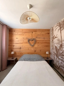 EN EXCLUSIVITE ! Maison en pierre 54m², 2 chambres sur 593m² de terrain + Terrain indépendant de 1420m² 66 500 €