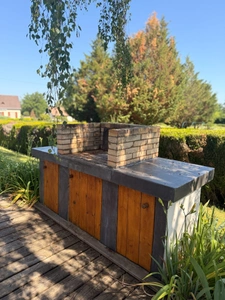 Pavillon sur sous sol de 170m², 5 chambres, piscine sur terrain de 2000m² 197 000 €