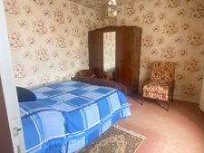 Maison de village, 103m², 3 chambres, terrasse et jardinet avec 2 garages 59 900 €