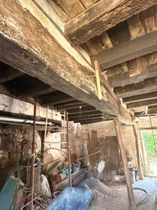 Ensemble de 2 maisons à restaurer + grange 26 500 €