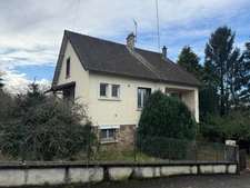 Pavillon de 117m² sur sous sol, 3 chambres avec possibilité d'agrandissement, terrain de 1733m2 109 500 €