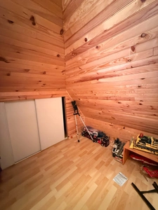 Pavillon sur sous sol de 170m², 5 chambres, piscine sur terrain de 2000m² 197 000 €