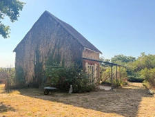 Propriété de caractère 284m² habitable, 5 chambres, annexe + grange sur terrain de 6885m² 197 000 €