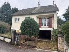 Pavillon de 117m² sur sous sol, 3 chambres avec possibilité d'agrandissement, terrain de 1733m2 109 500 €