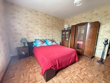 Pavillon de plain pied, 2 chambres, avec dépendances, sur 5425m² de terrain 85 500 €