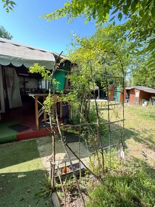 Habitations de loisirs mobil home et chalet sur terrain de 1080m² 29 500€