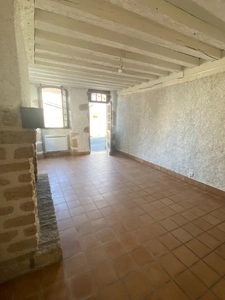 Maison de ville en pierre à rénover, 54m², 19 500 €
