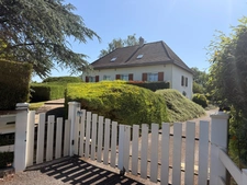 Pavillon sur sous sol de 170m², 5 chambres, piscine sur terrain de 2000m² 197 000 €