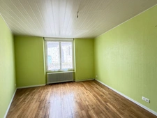 En exclusivite ! Maison de village, 300m², 10 chambres avec dépendances sur 3489m² de terrain 178 500 €