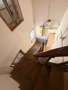 Maison en pierre de 126m², 4 chambres, avec grange 65 000 €